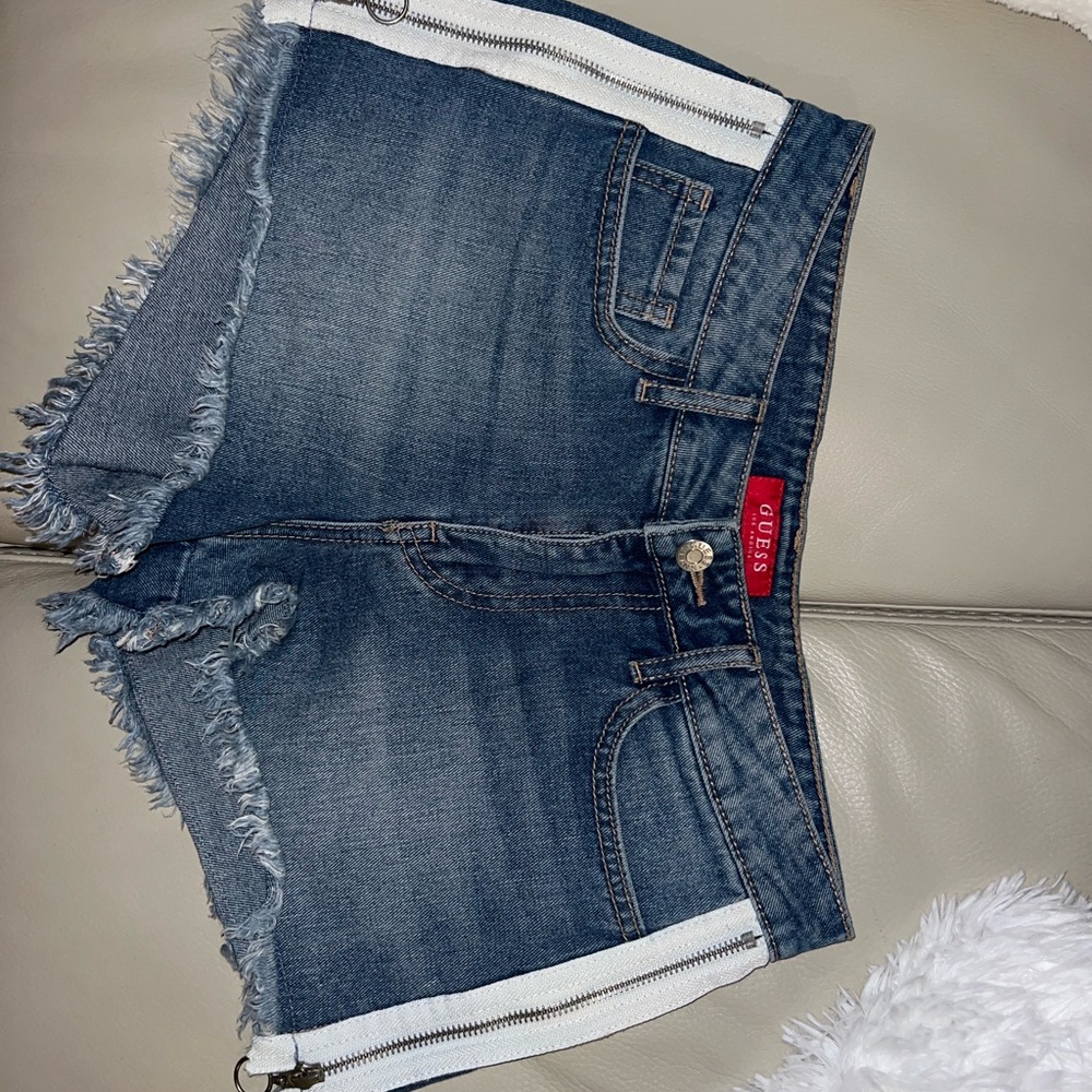 Vintage Guess Women's Blue Denim Shorts